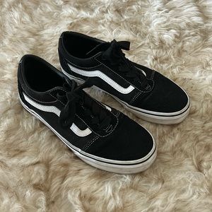 Vans Suede Sneakers